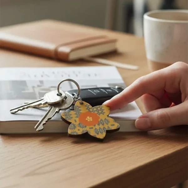 Daffodil wooden keyring